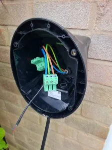 Wiring connections of Sync EV charge point